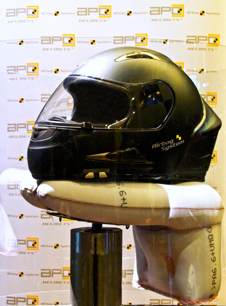 ▷▷ casco con airbag SYSTEMS
